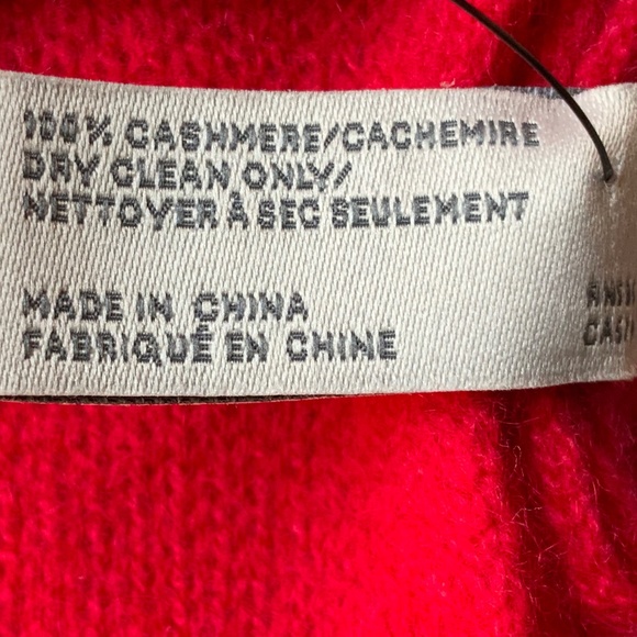 NORDSTROM RACK 100% CASHMERE Scarf In Scarlet Red OS NWT - Picture 9 of 15